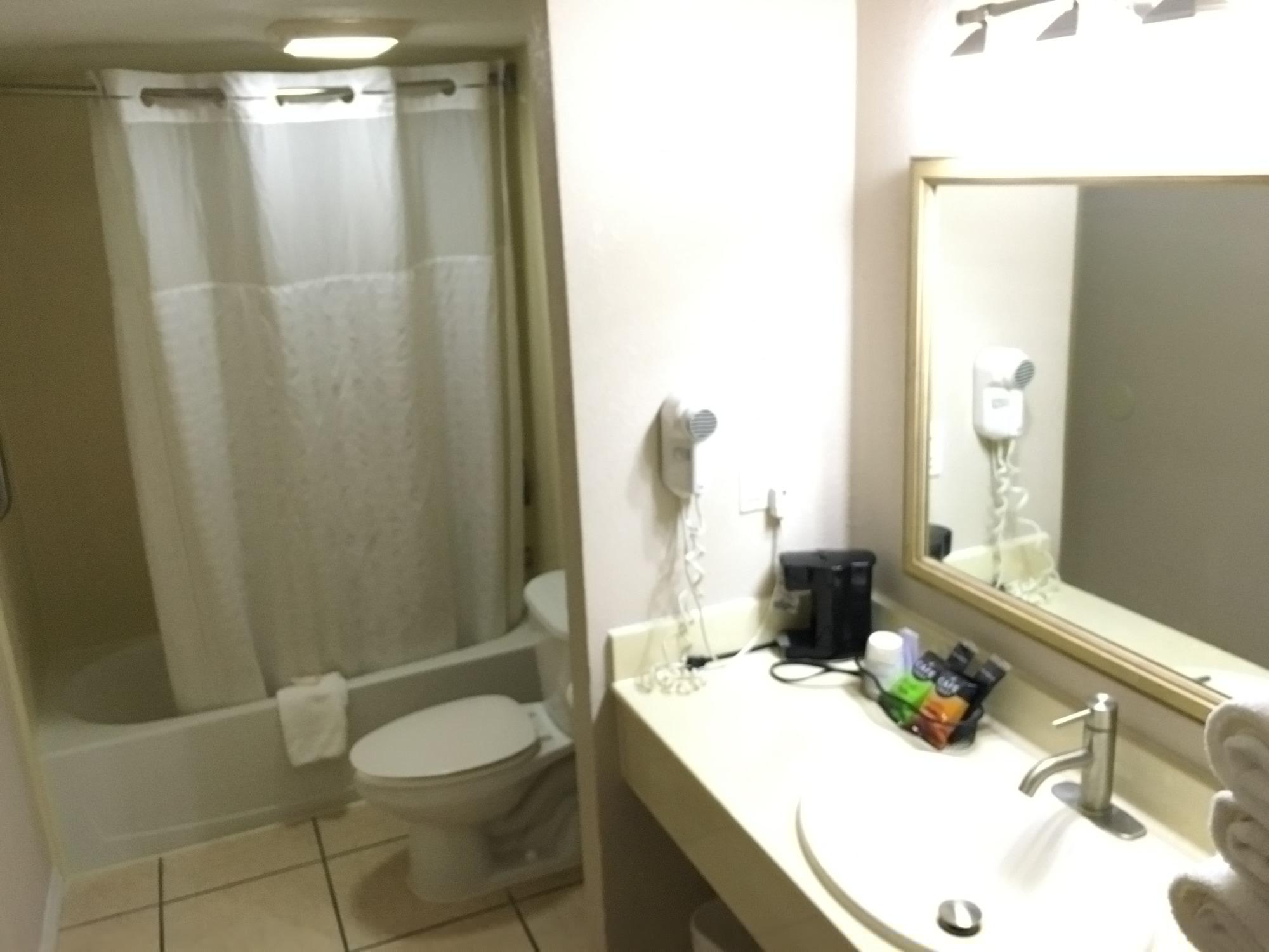 Days Inn & Suites By Wyndham Tampa - Ybor City Kültér fotó