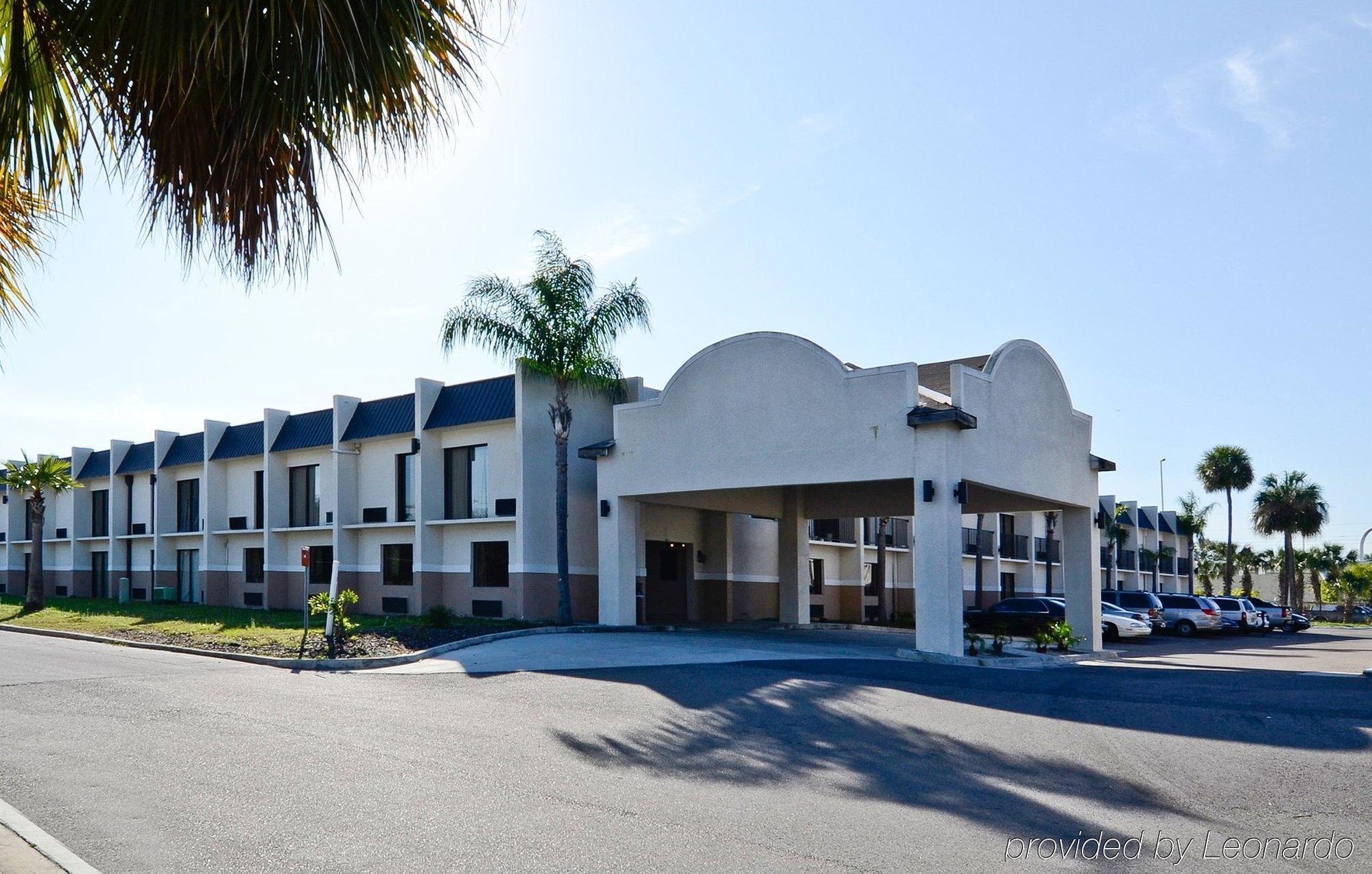 Days Inn & Suites By Wyndham Tampa - Ybor City Kültér fotó